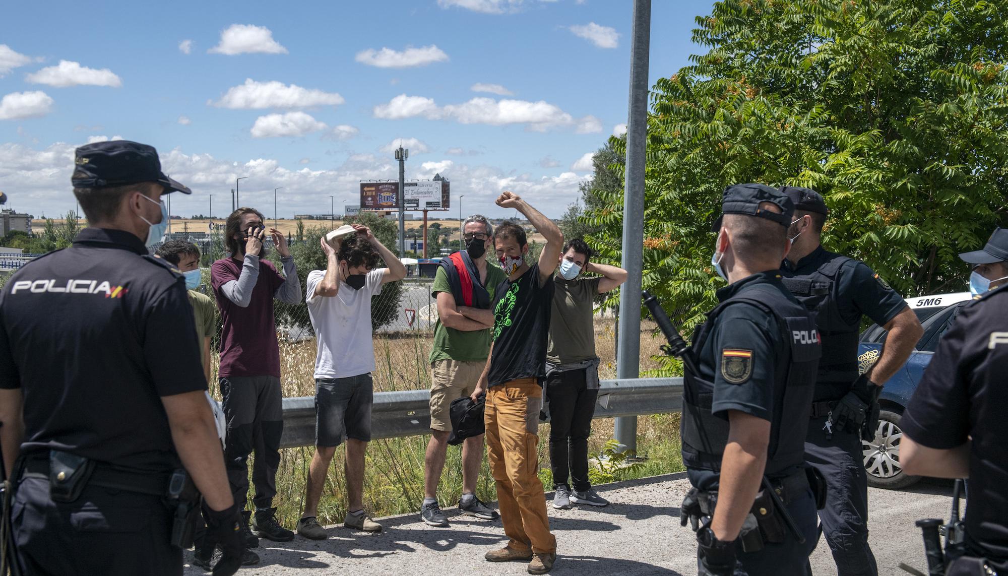 Rebelión por el Clima bloquea la sede de Repsol en Móstoles - 23