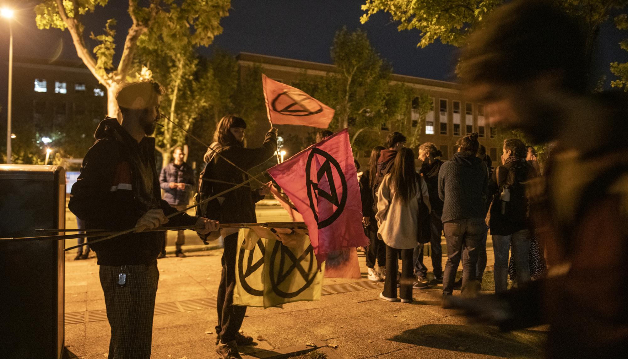 EndFossiloccupy  universidad - 2