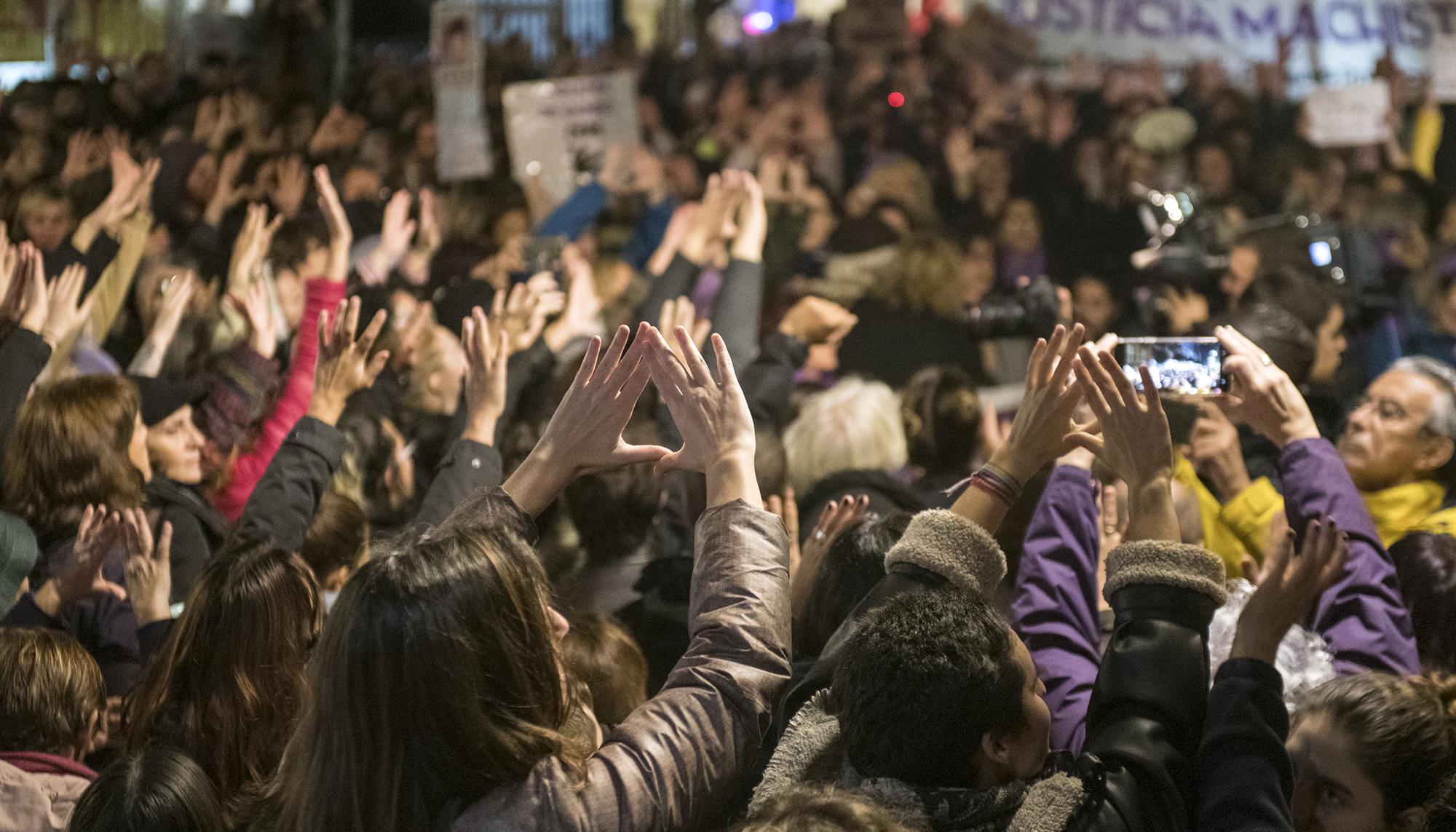 Manifestacion contra la sentencia del 'caso Manresa' en Madrid - 1