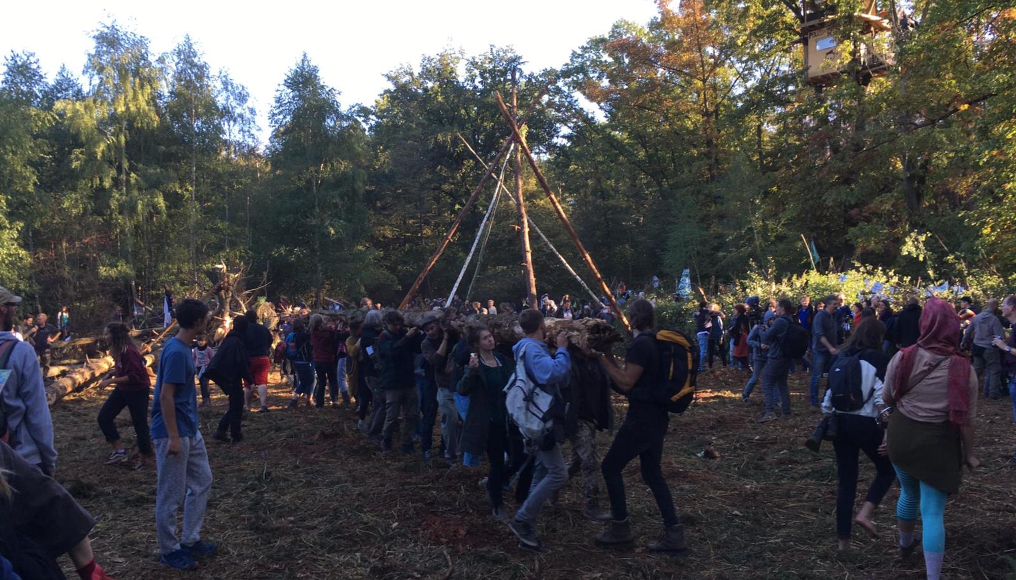 Concentración en el bosque Hambach (Alemania) el sábado 6 de octubre