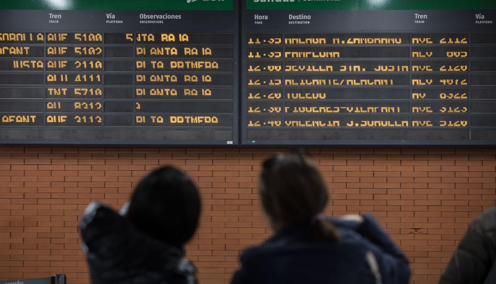 Ave Atocha Renfe - 1