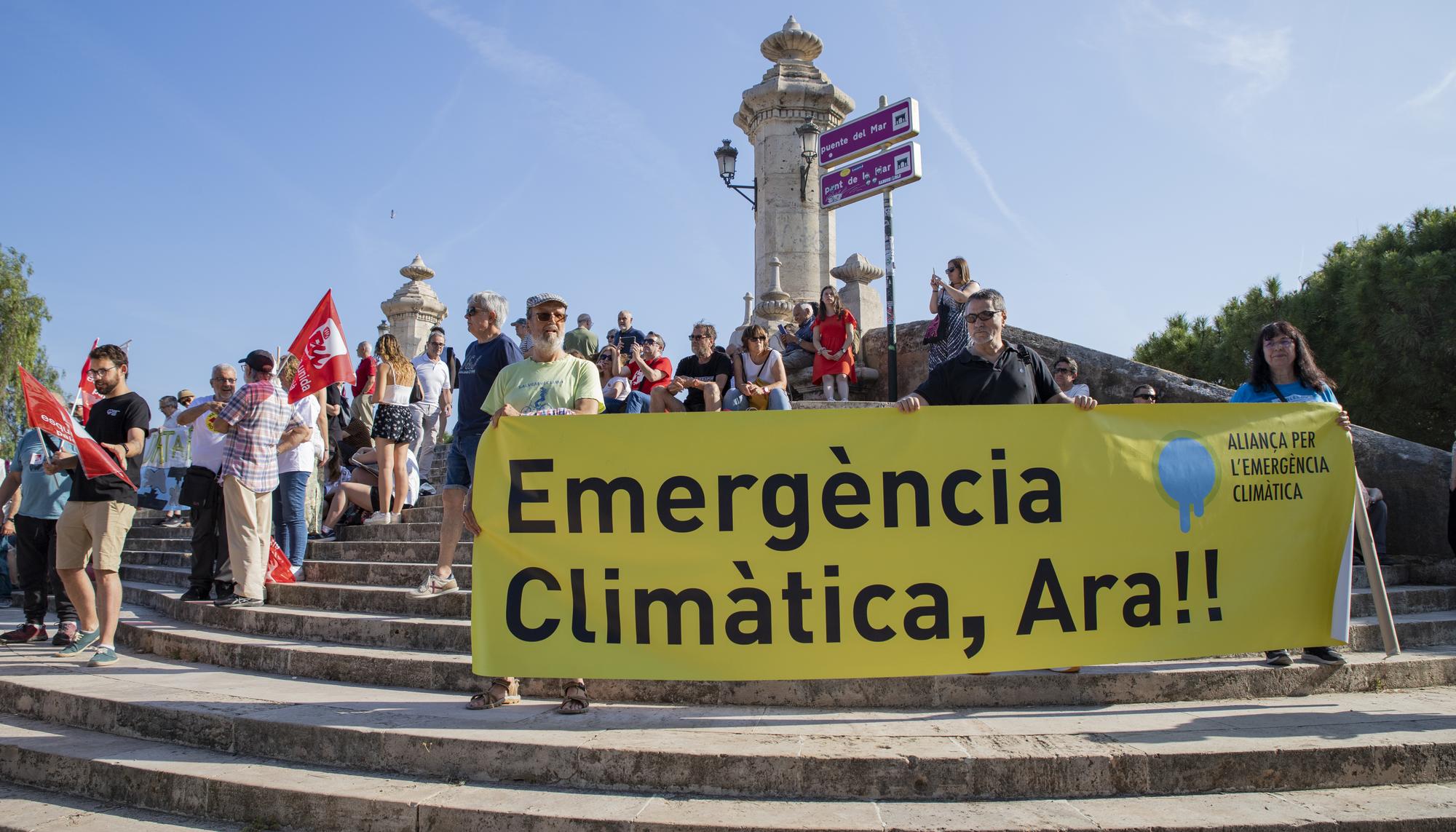 Manifestación contra la ampliación puerto de València - 2