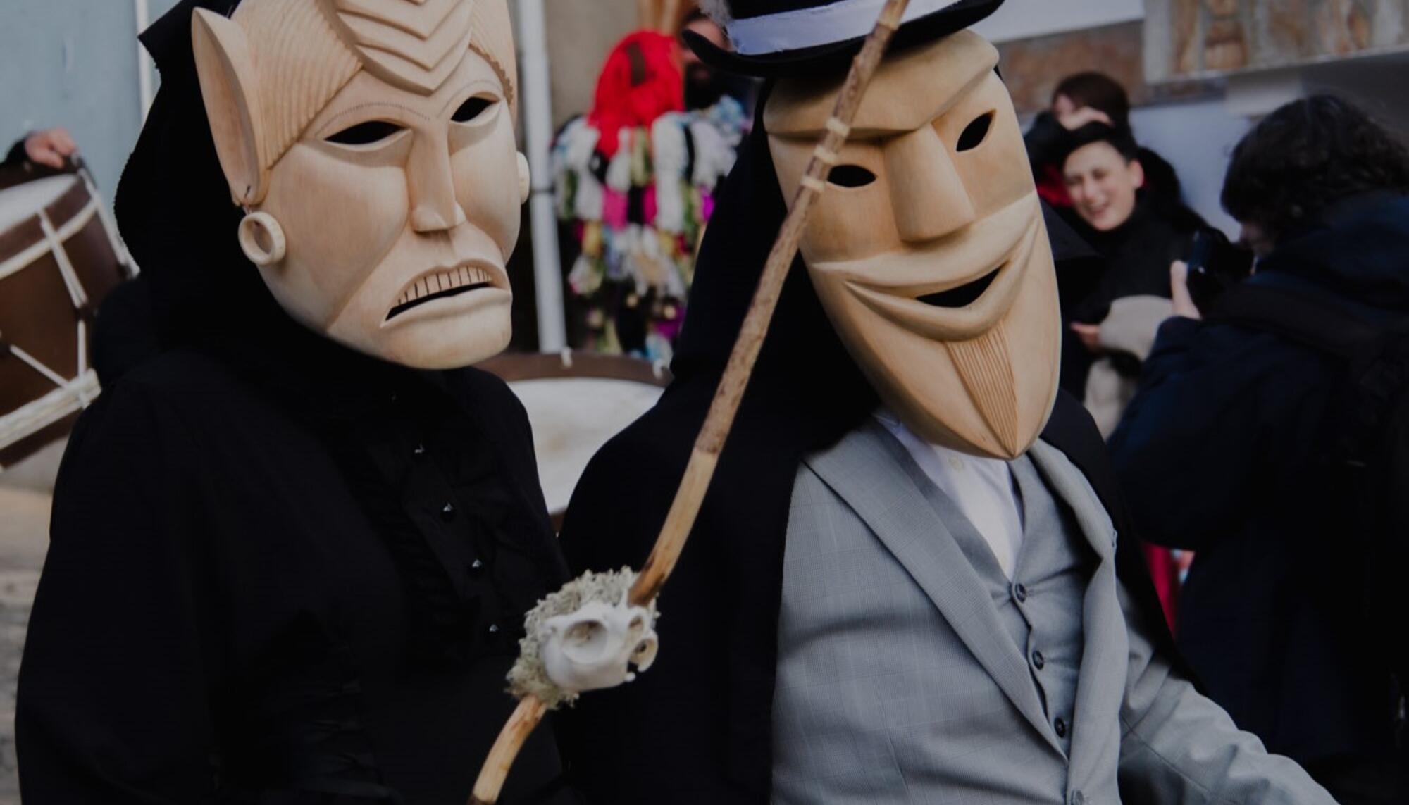 Máscaras ancestrais e entroidos tradicionais no encontro senlleiro da mascarada ibérica - 3
