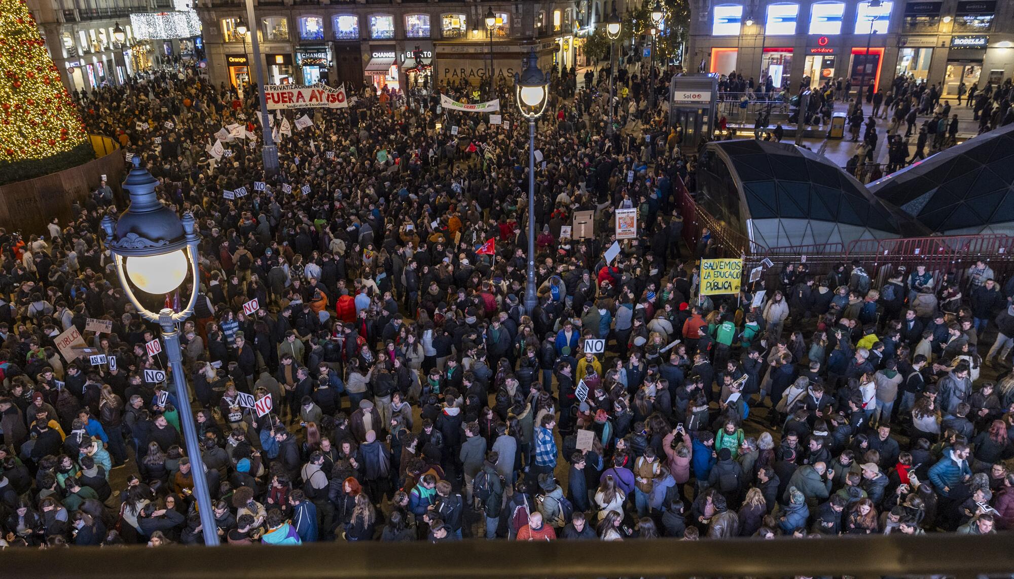Manifestación defensa de la Universidad pública 27-11-25 - 20