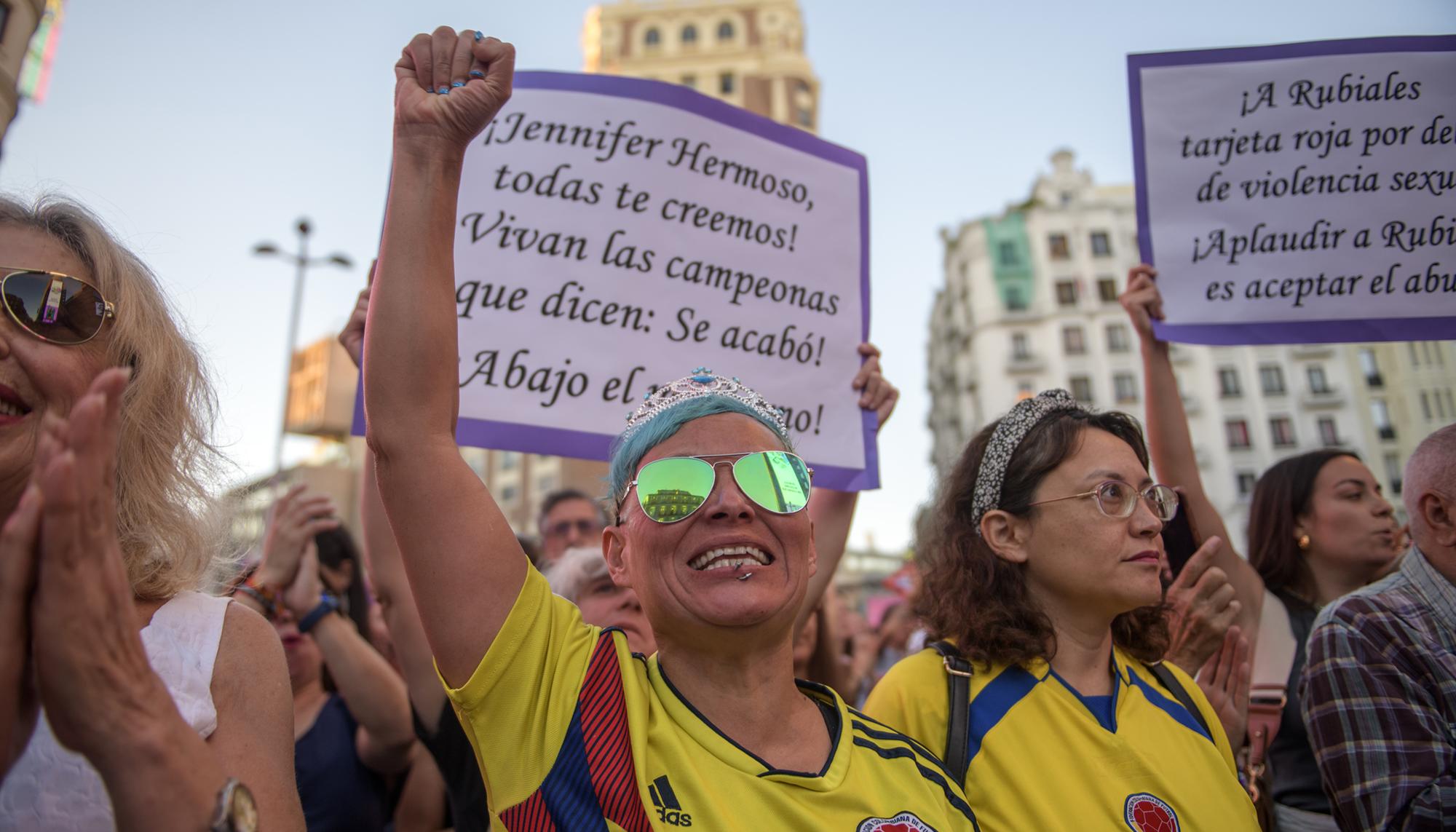 Concentración Callao Campeonas - 12