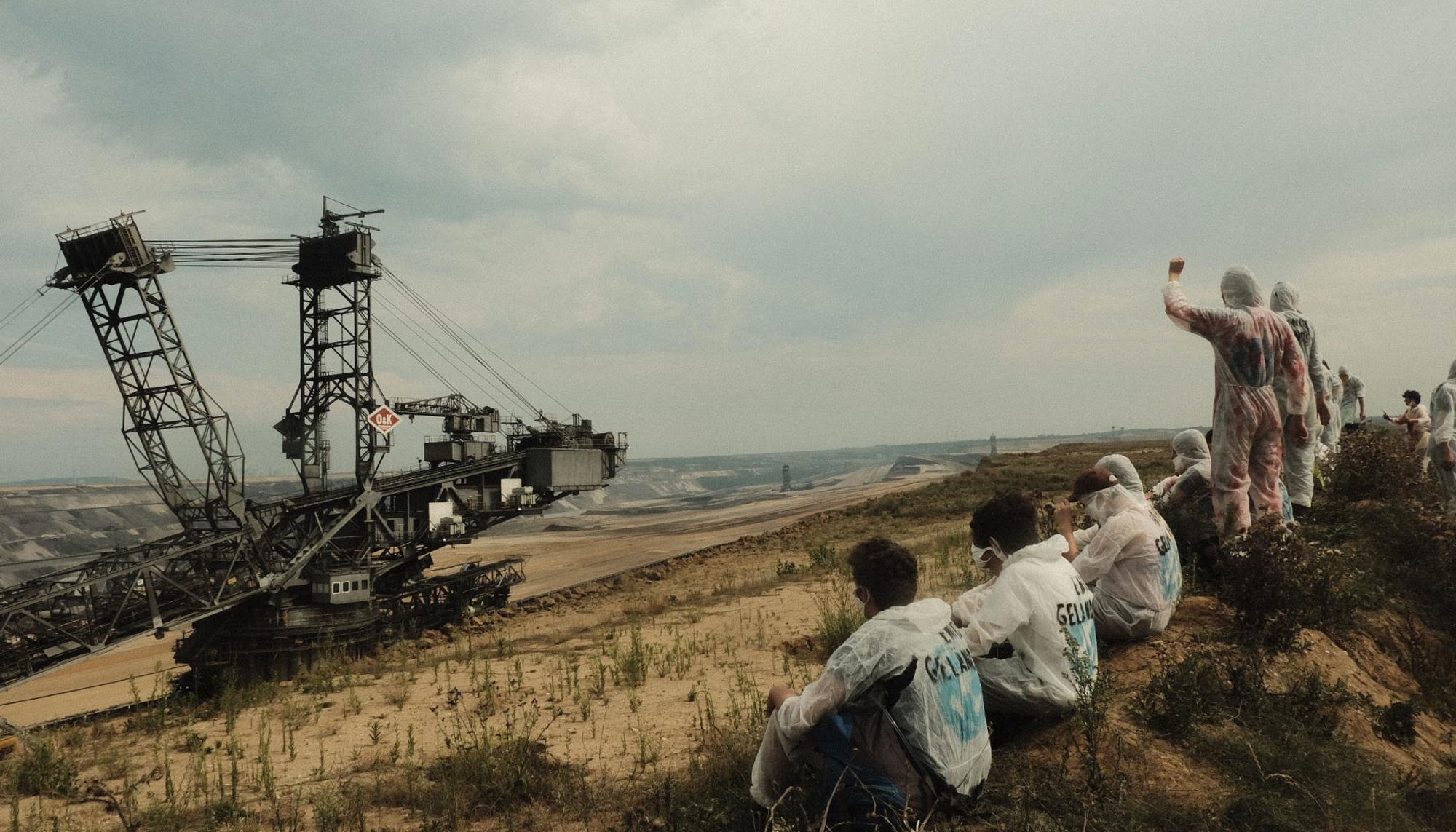 Accion activistas Alle Döfer Bleiben