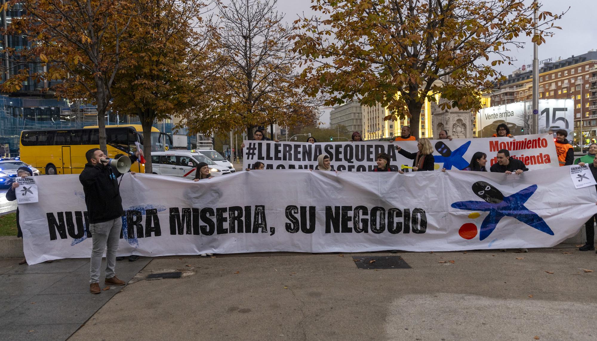 Acción Caixabank Desahucios Llerena Canica - 14