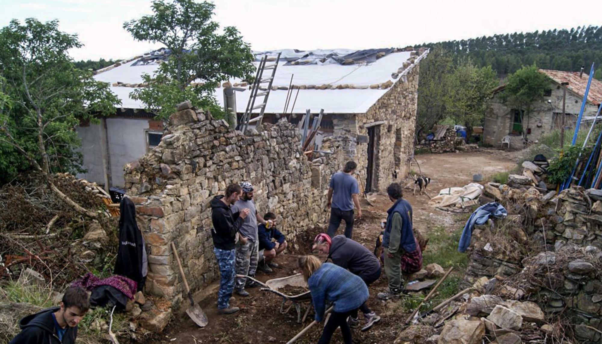 Rehabilitación de viviendas en el pueblo de Fraguas