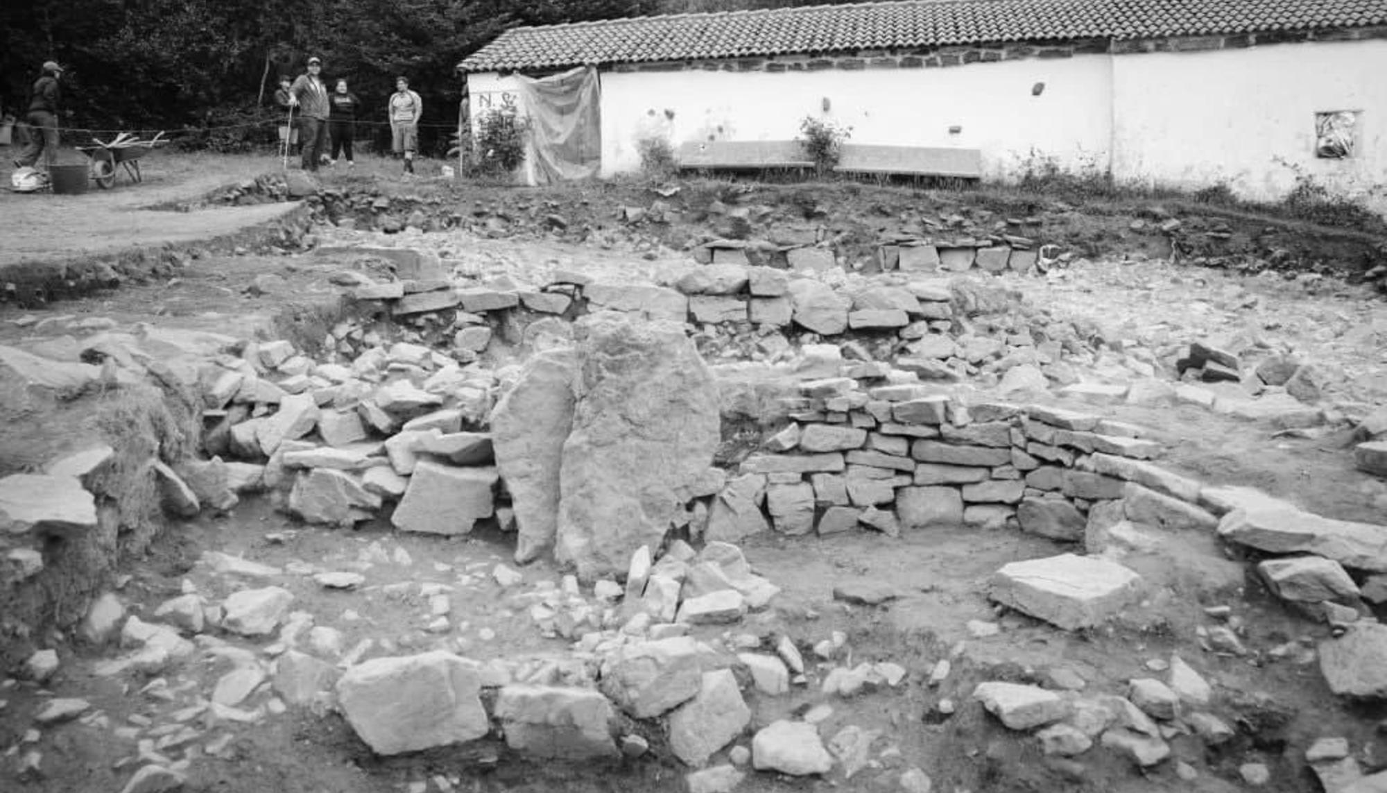 Excavación en L.linares