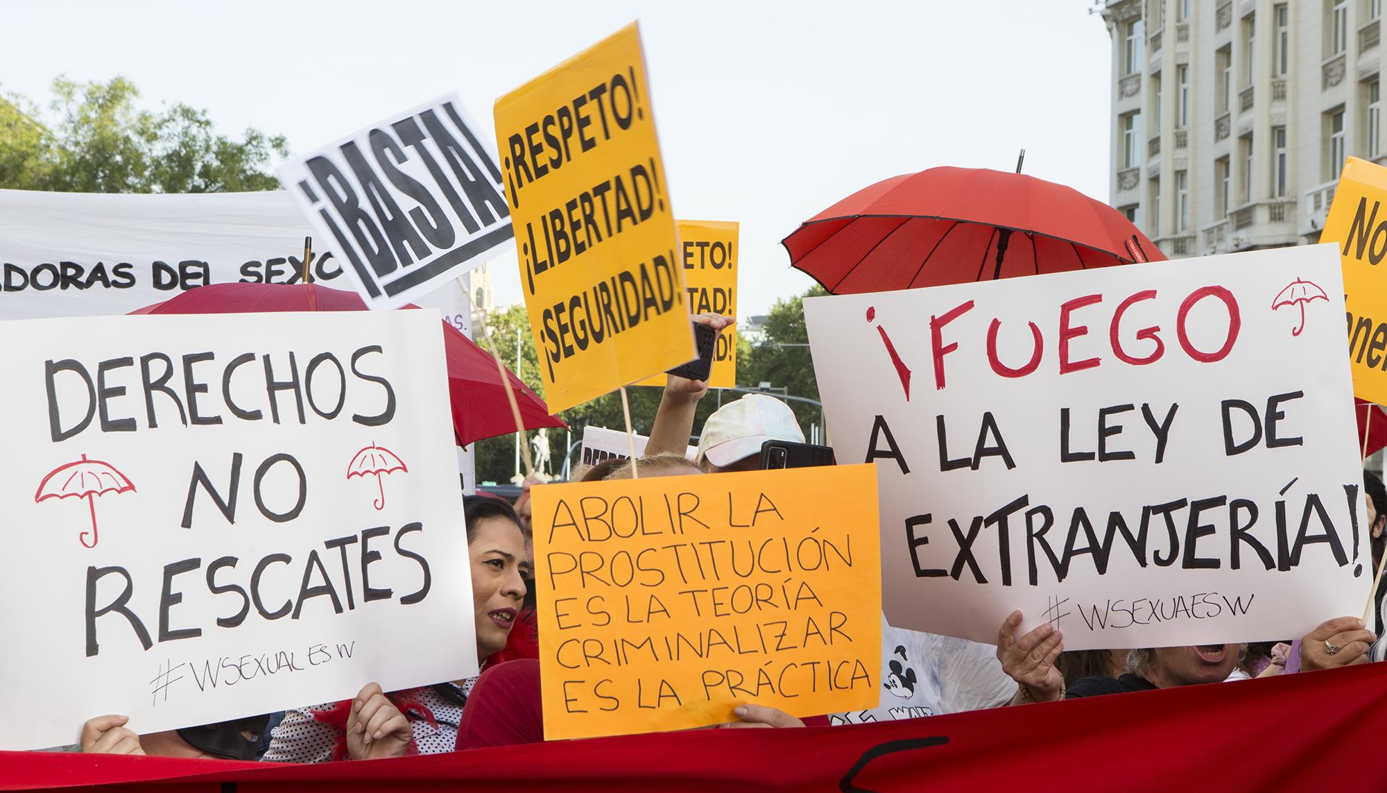 Concentración en contra de la Ley Abolicionista-Prohibicionista en Madrid. 4 de octubre de 2022 - 2