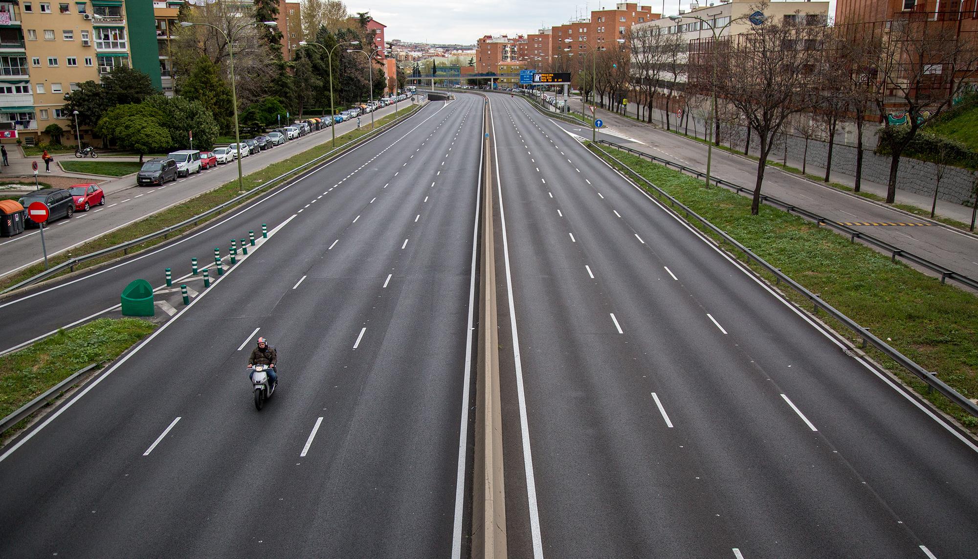 Carretera vacía Coronavirus Madrid