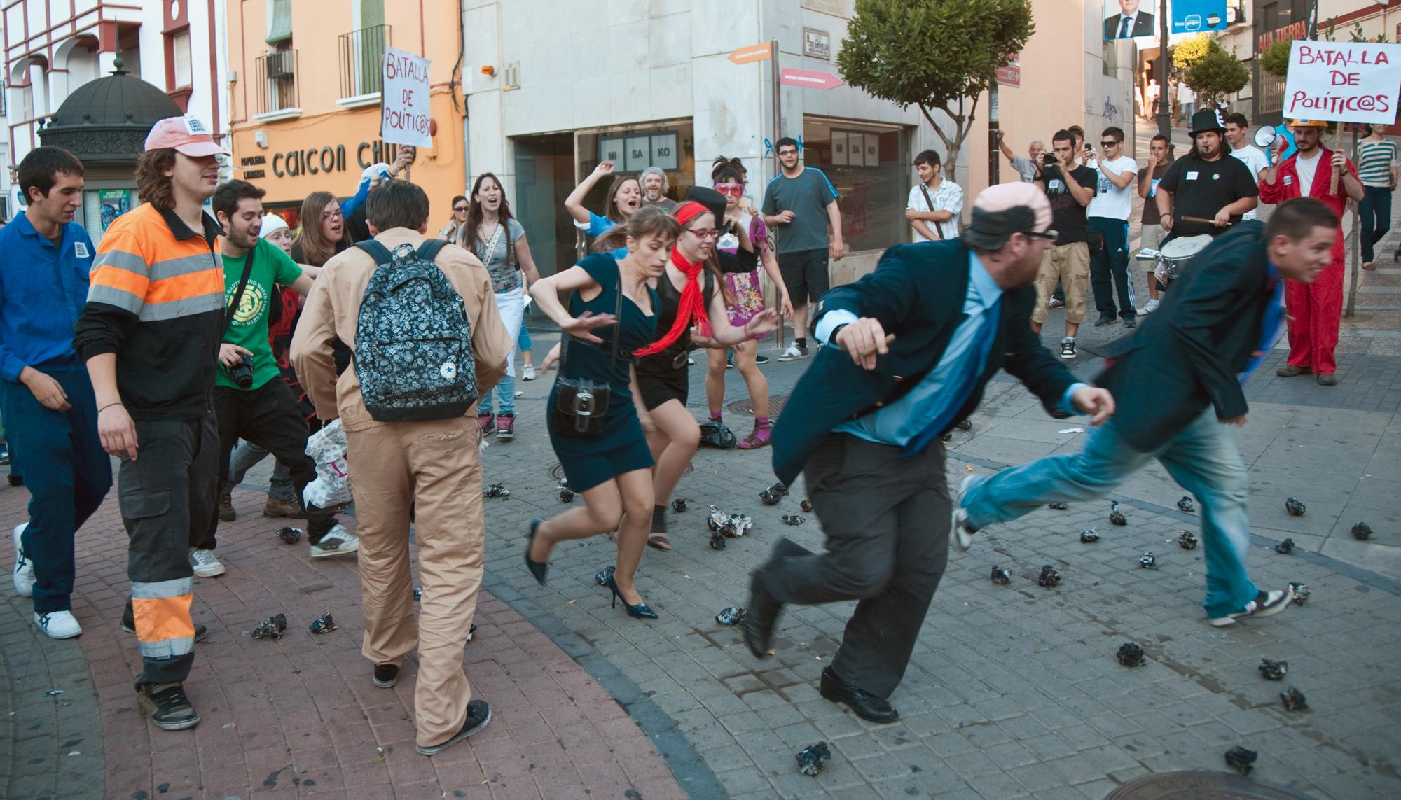 Performance 15M en Mérida