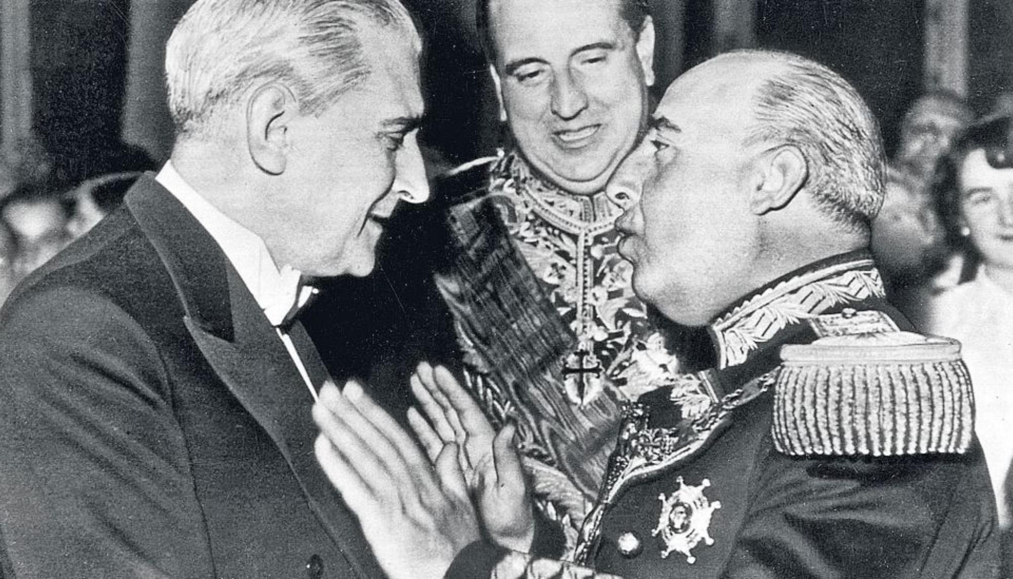 Franco, Oliveira Salazar y el ministro Martín Artajo en 1949