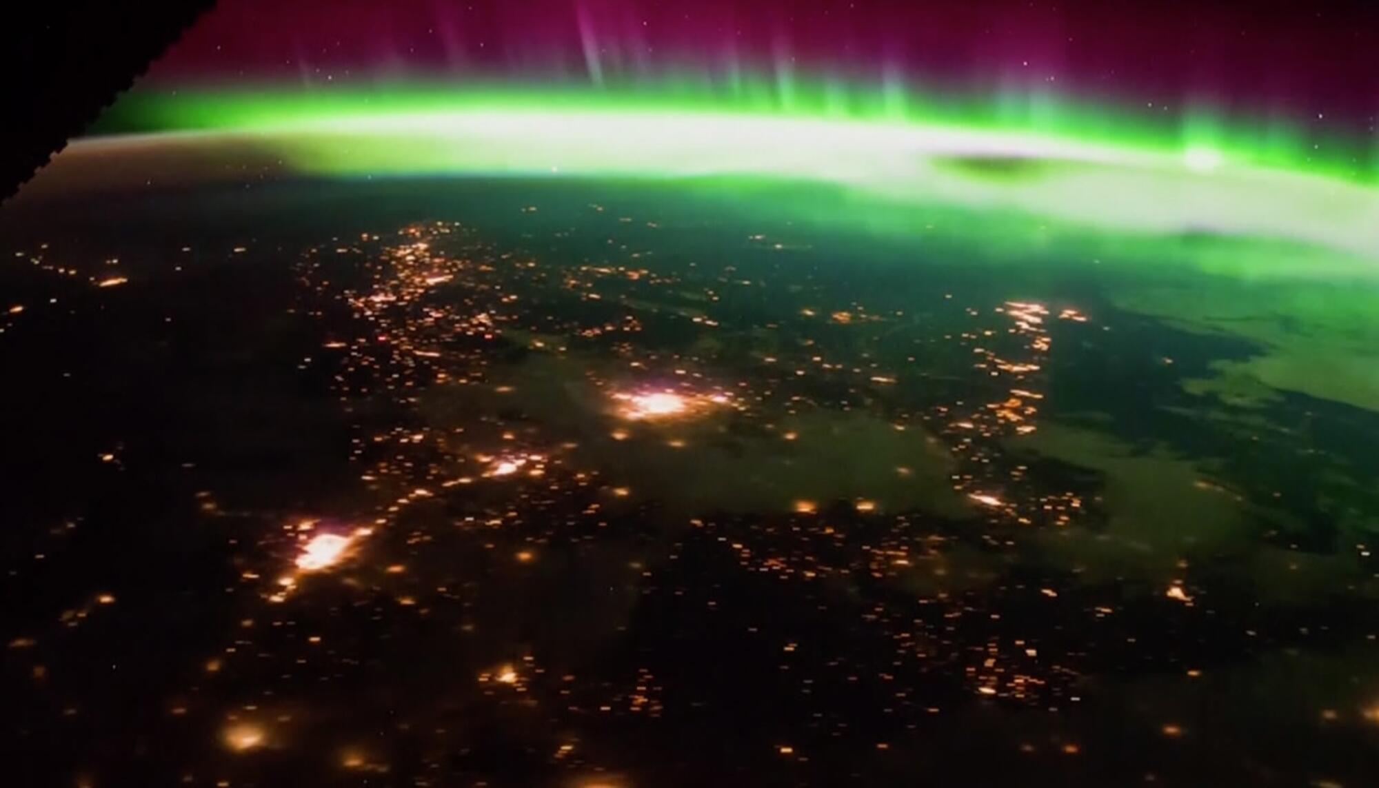 Aurora boreal sobre Europa vista desde la Estación Espacial Internacional