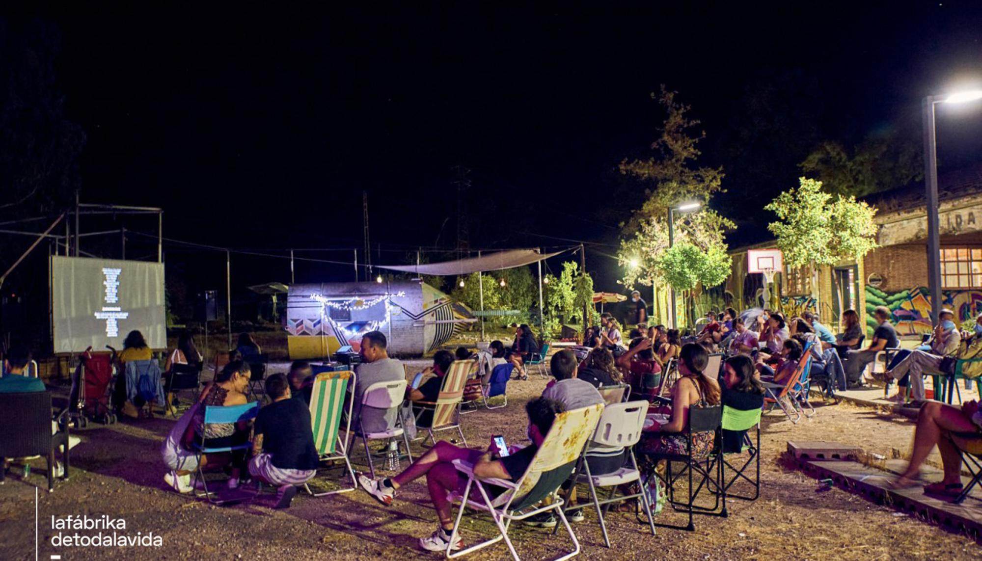 Cine al fresco en LaFábrika