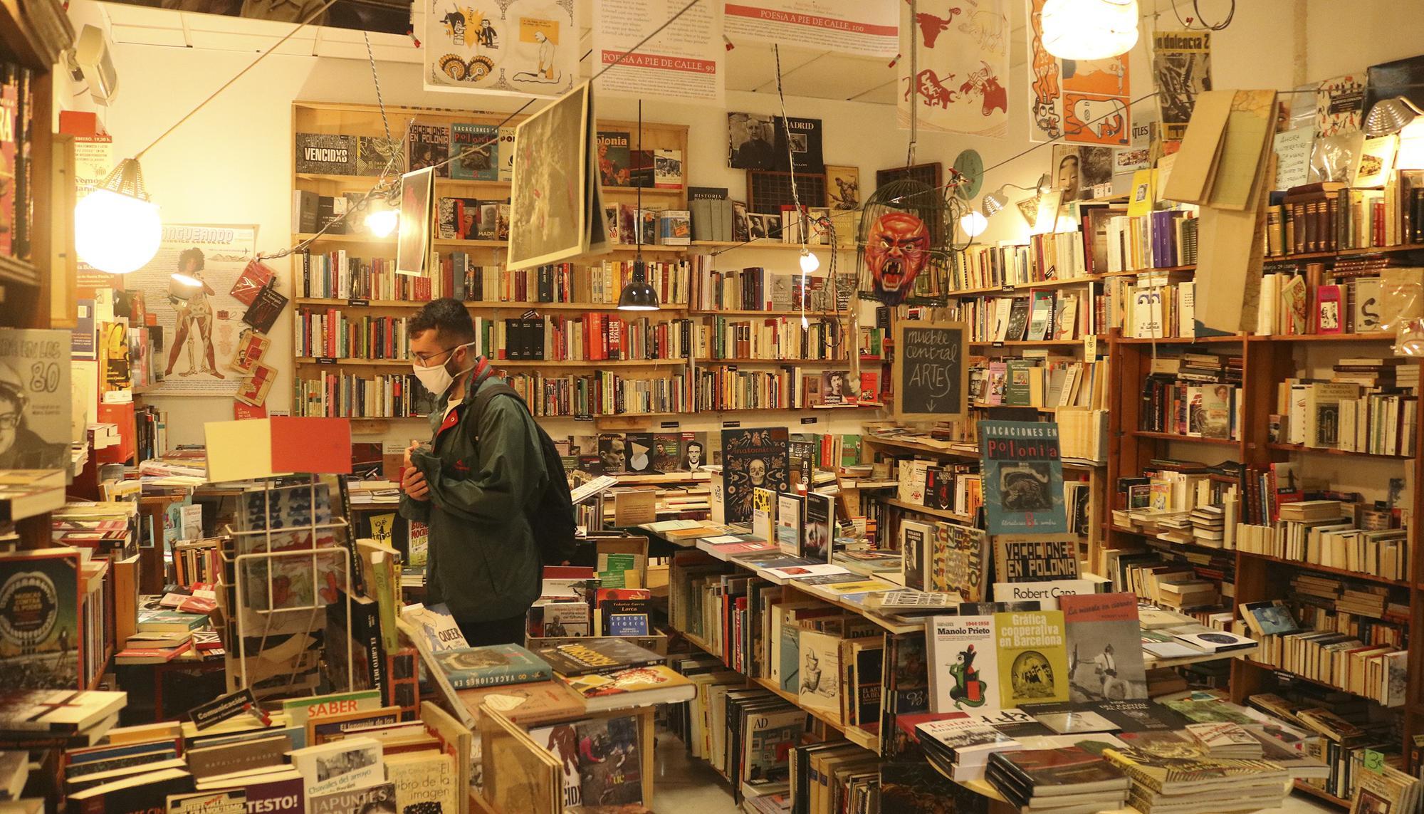 Librerías de viejo en Granada 04