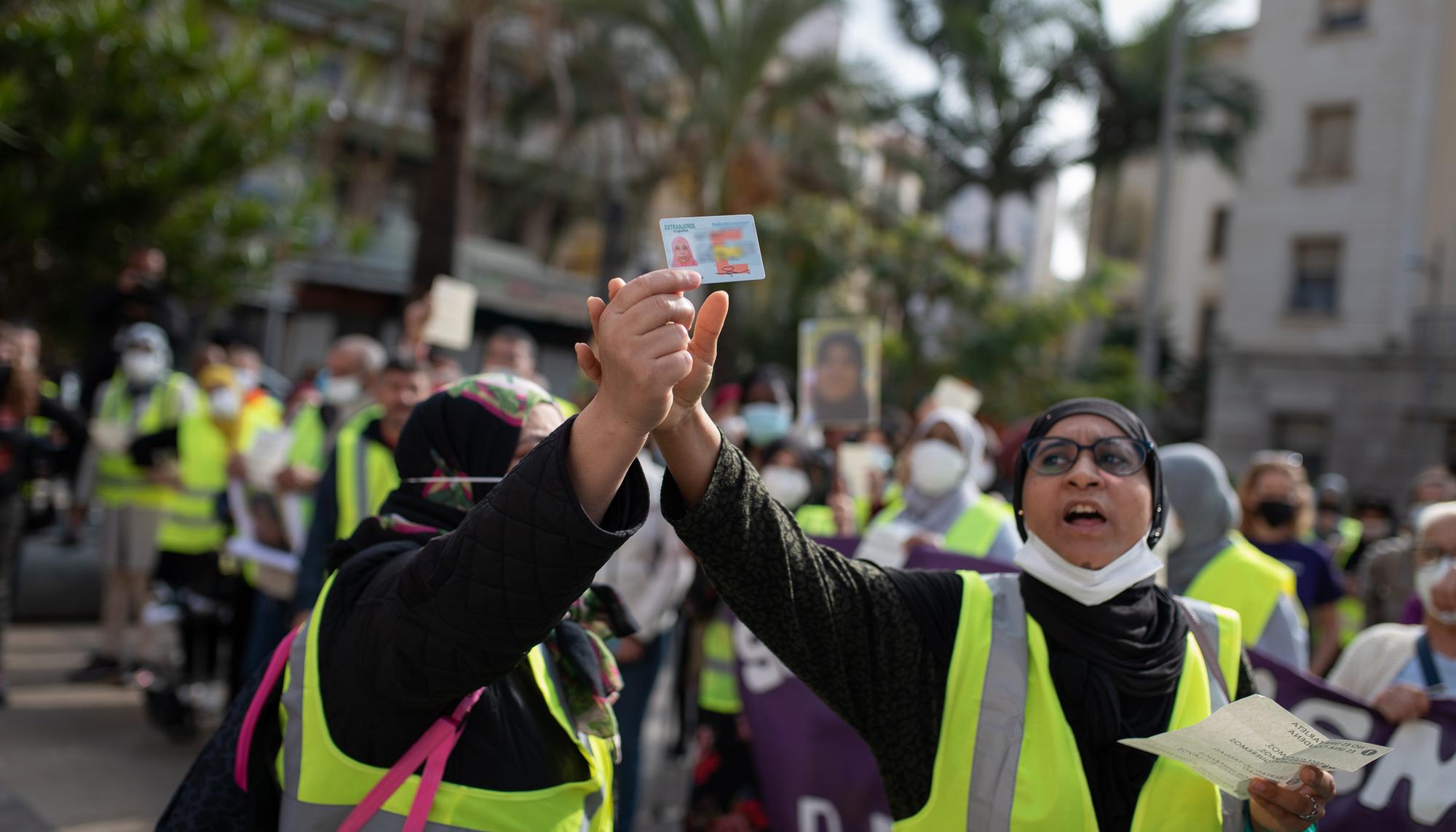 Caravana feminista trabajadoras transfronterizas Ceuta 2021 05