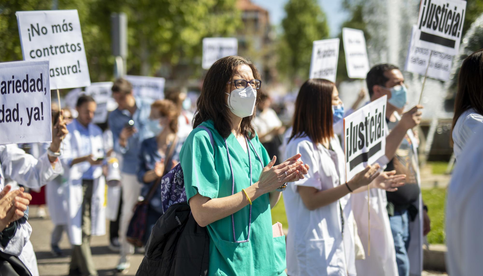 Huelga de medicos contra la temporalidad - 9