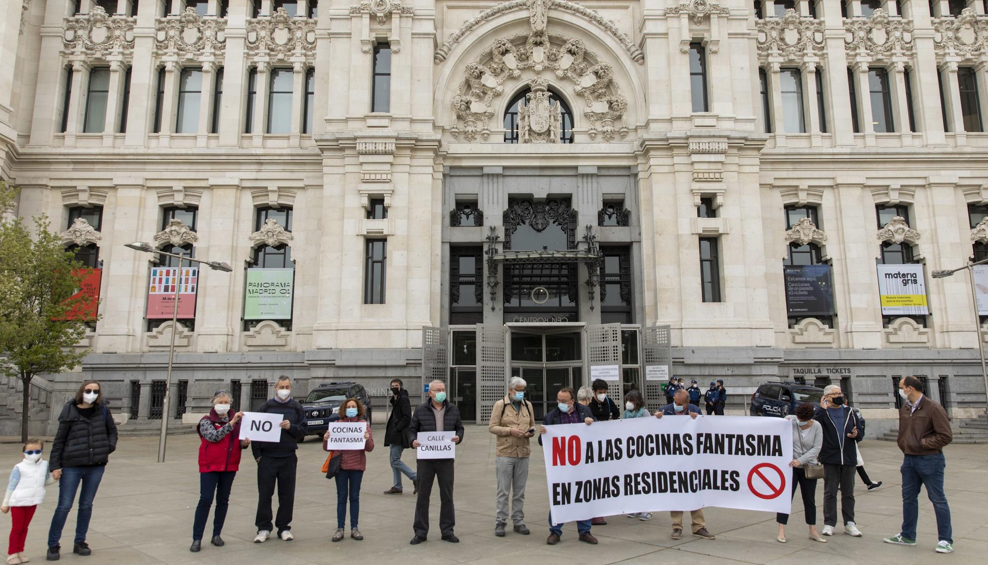 Concentracion cocinas fantasma Ayuntamiento 3