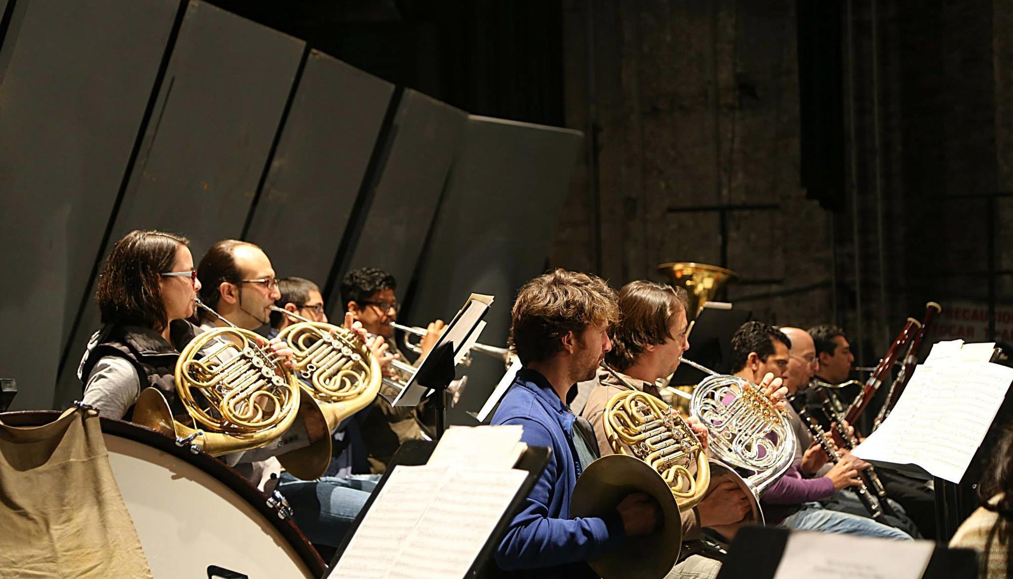 Miembros de la Orquesta Sinfónica de Yucatán (OSY)