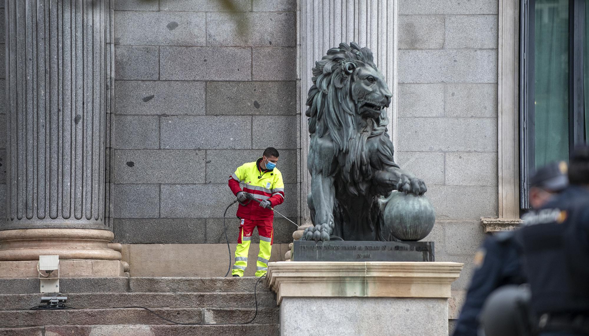 La Rebelión Científica tiñe de rojo el Congreso el 6 de abril de 2022. - 11