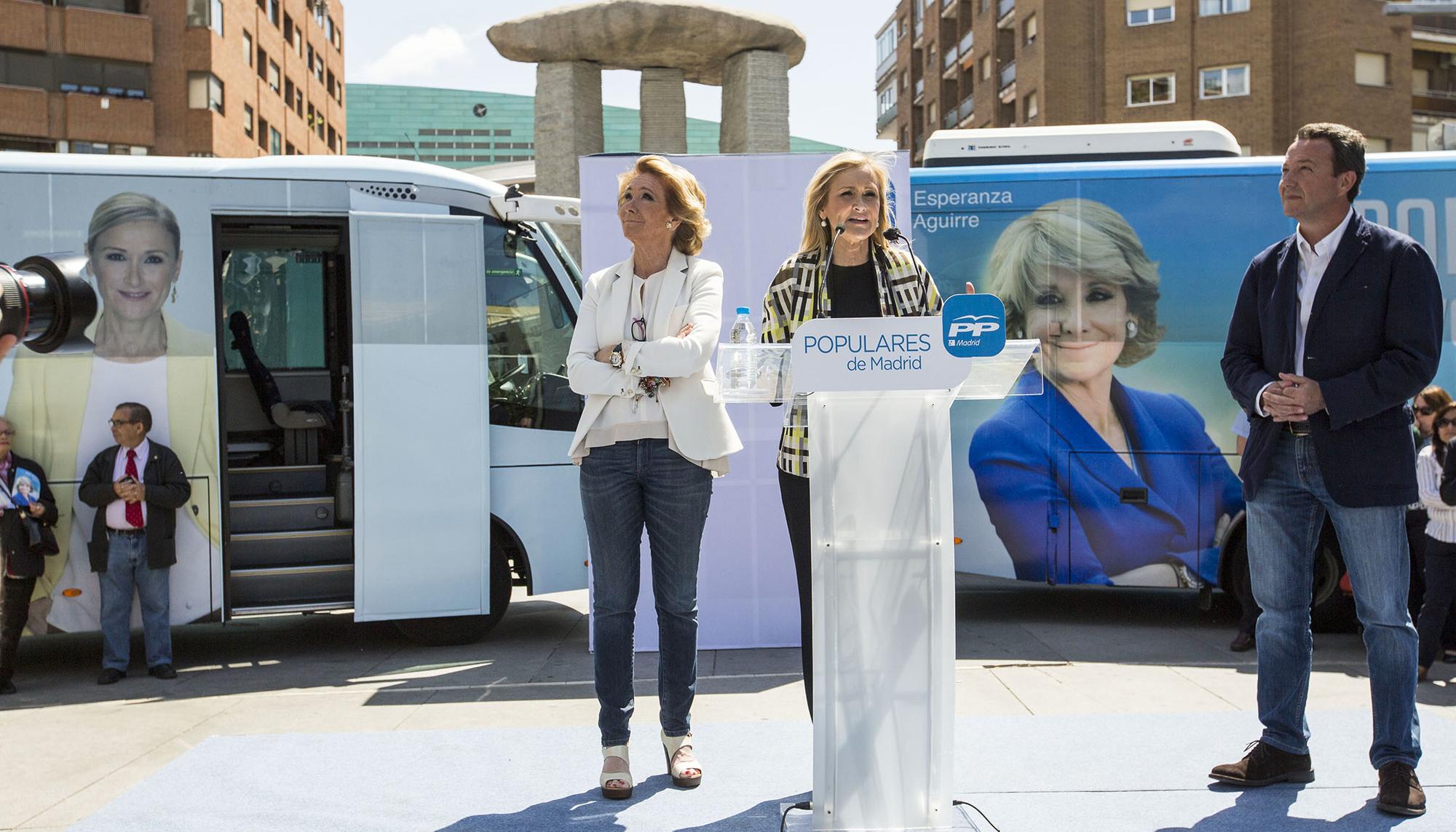 Cifuentes y Aguirre en un mitin ante las elecciones de 2015 2