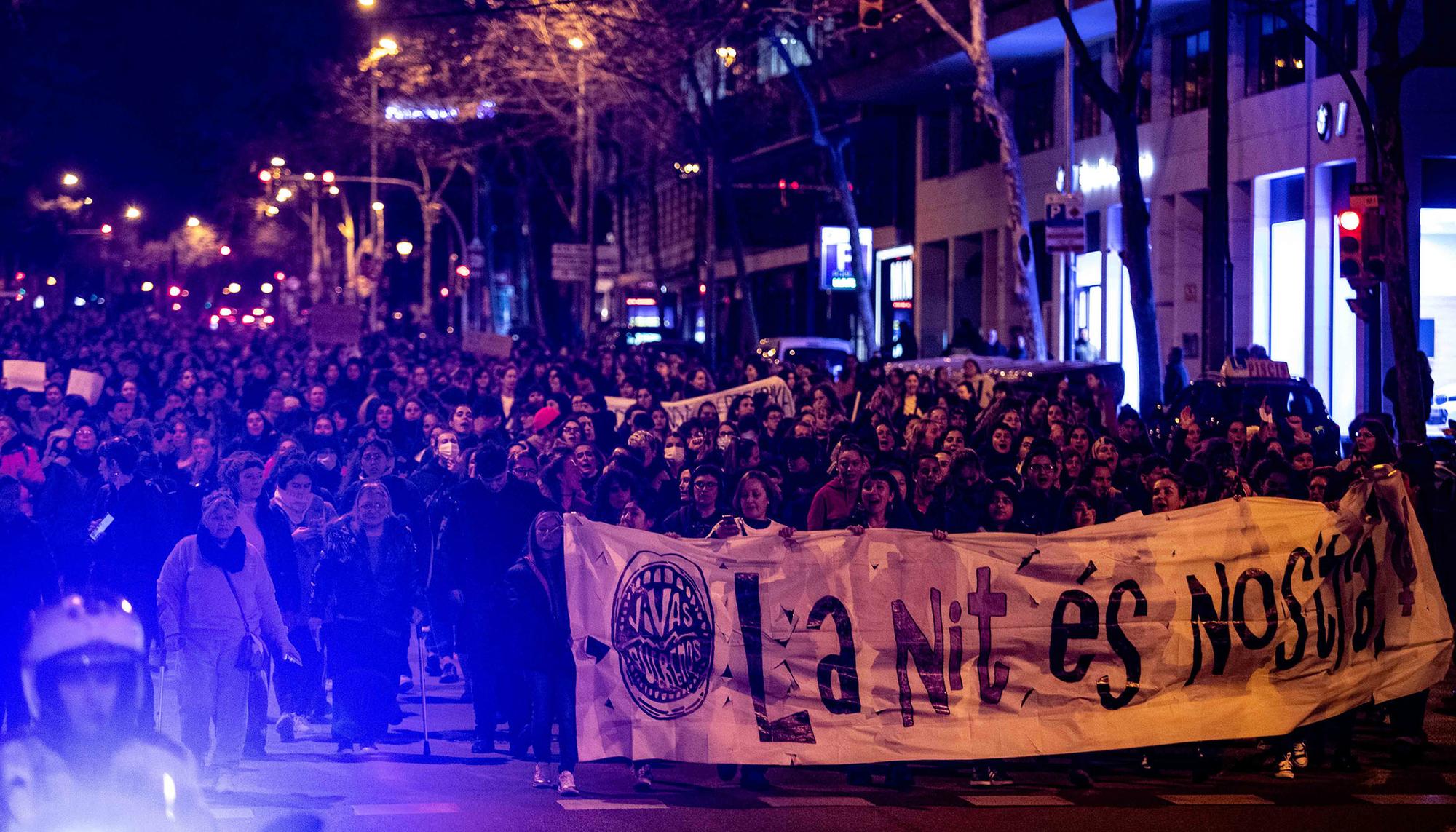 Mani 7N Se va a armar la gorda  Barcelona - 12
