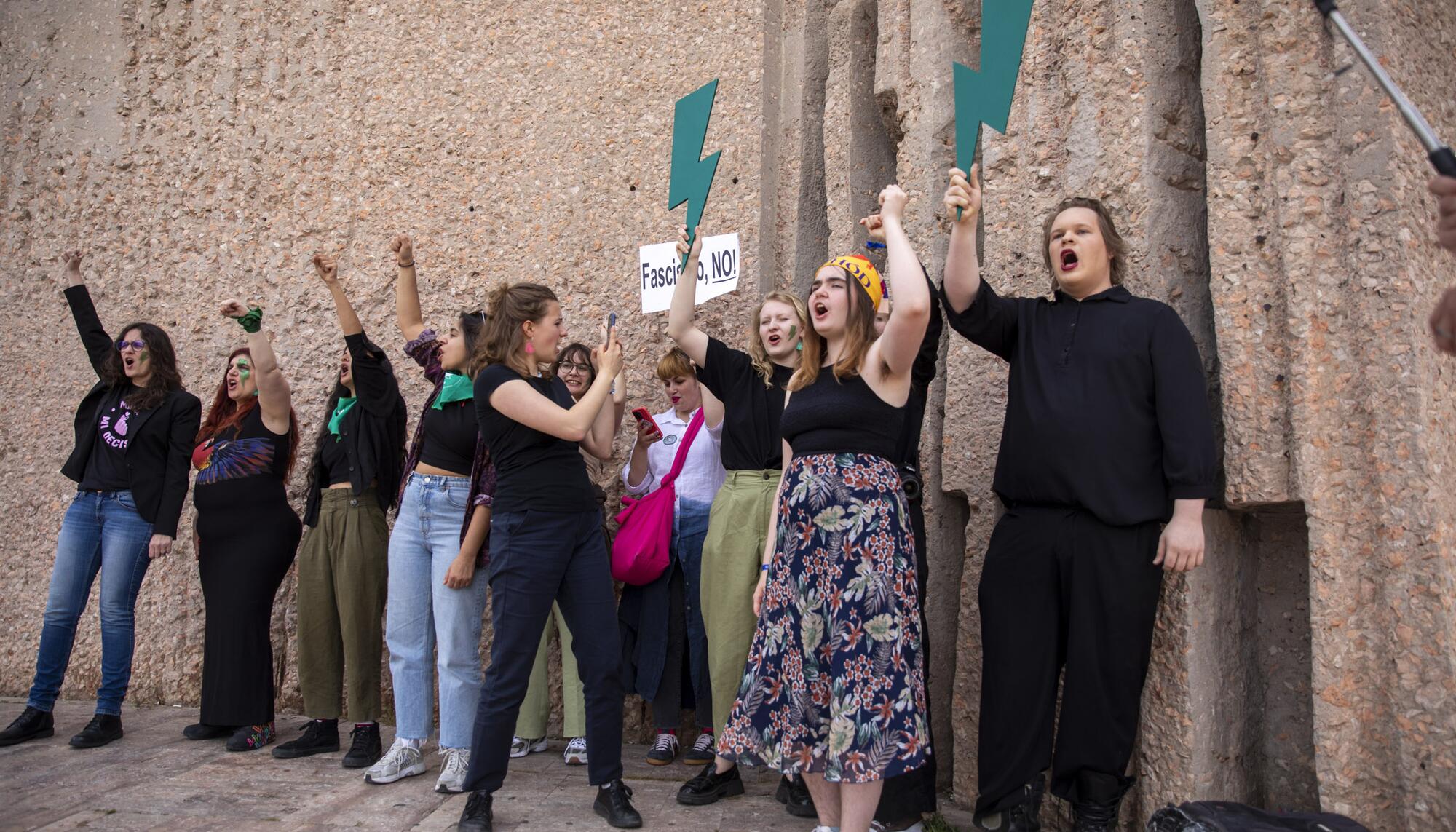Mujeres contra el fascismo en Colón - 9
