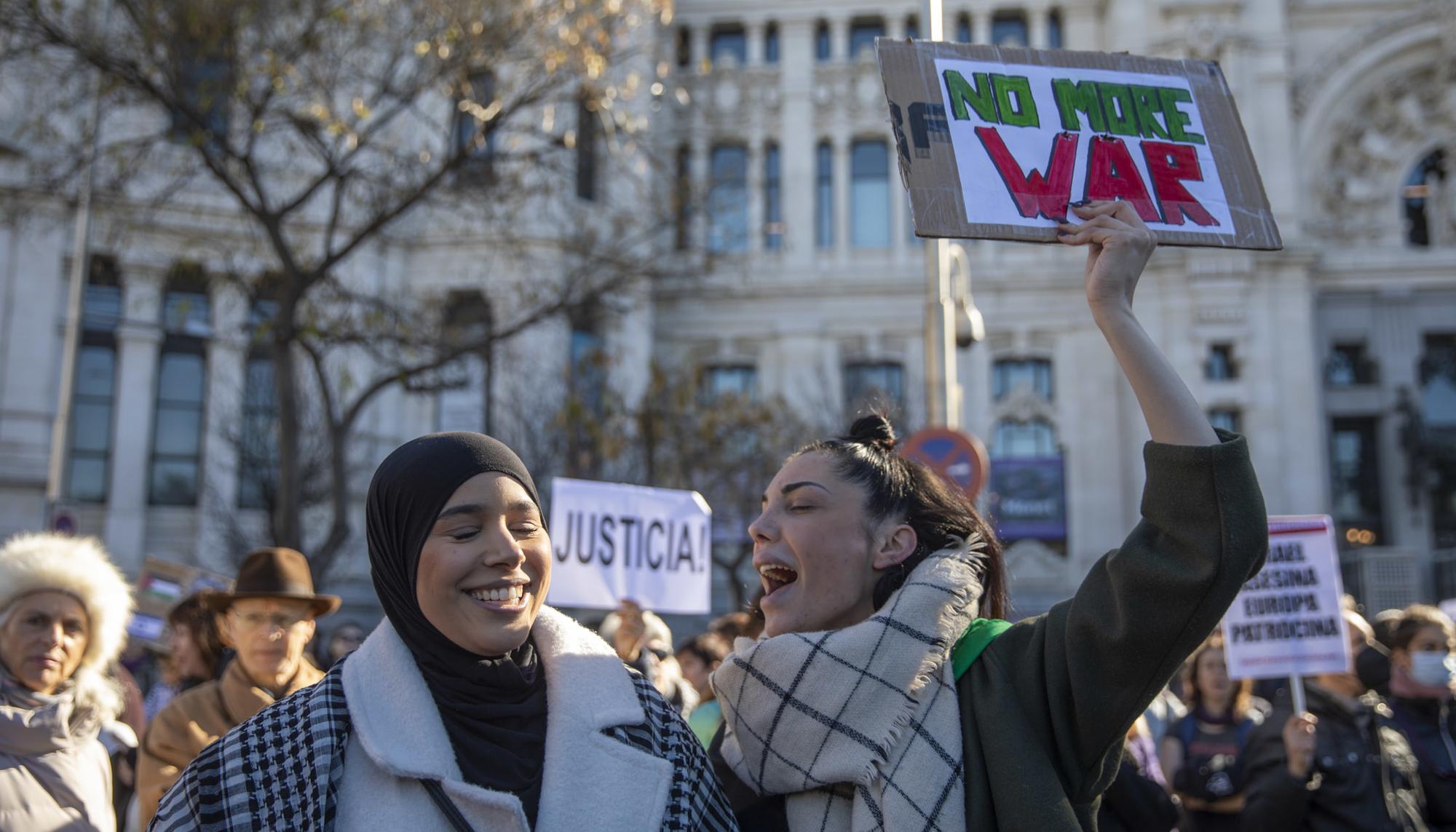 Más de 50.000 personas en Madrid contra el genocidio en Gaza y en apoyo al pueblo palestino - 18