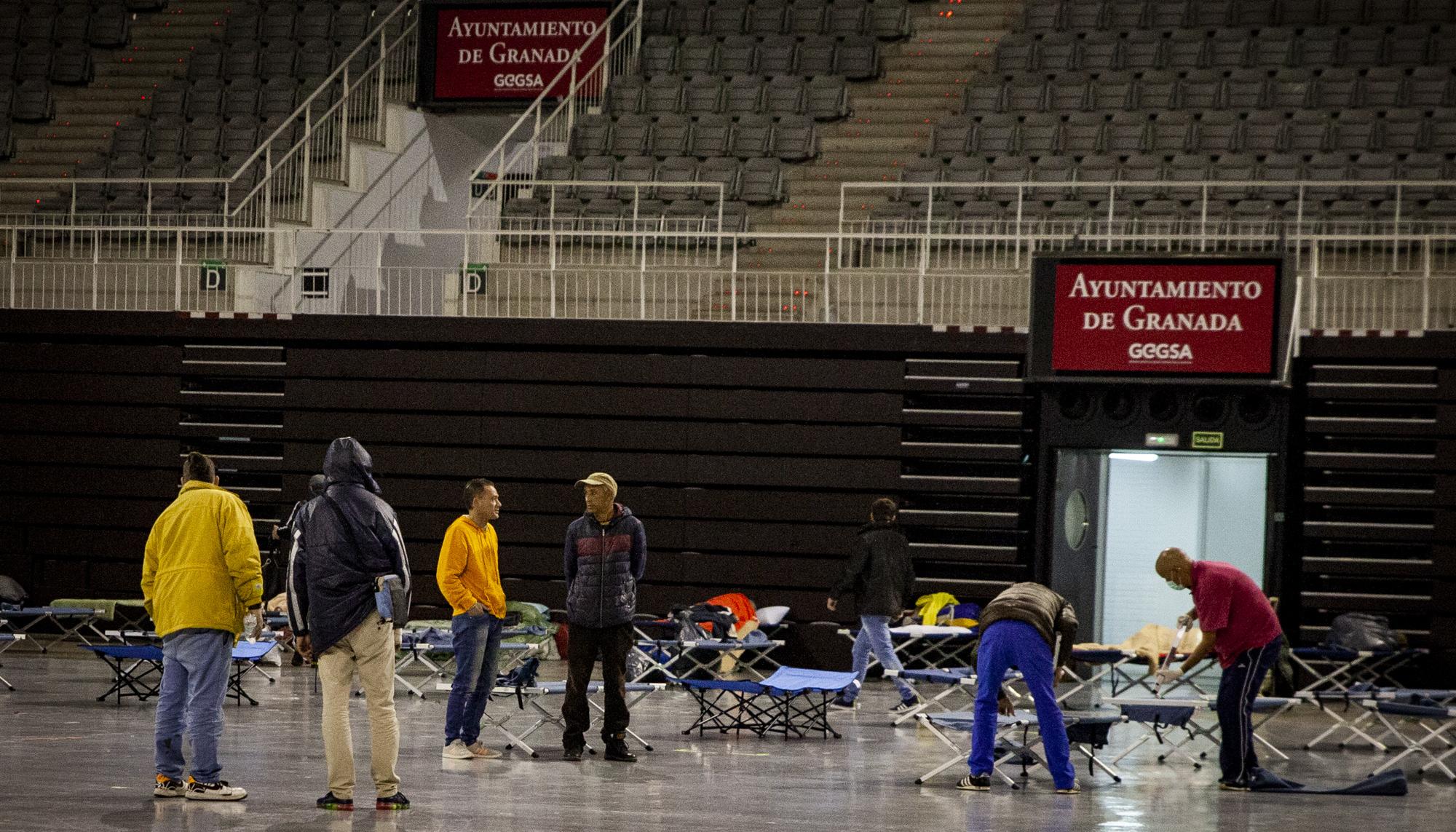 Palacio Deportes Granada personas sin hogar coronavirus