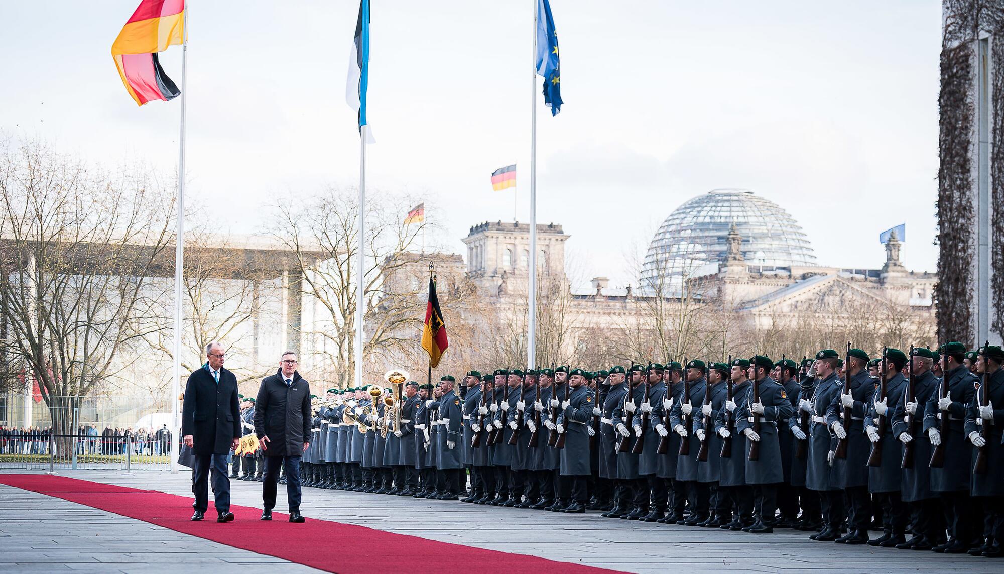 Friedrich Merz ejército