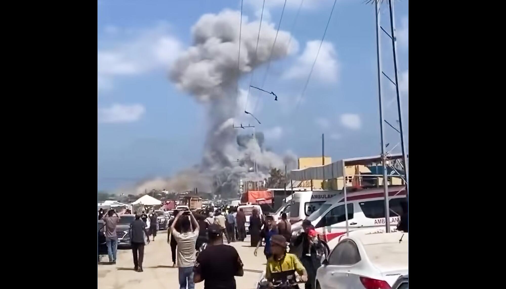 Bombardeo campo refugiados al-Mawasi