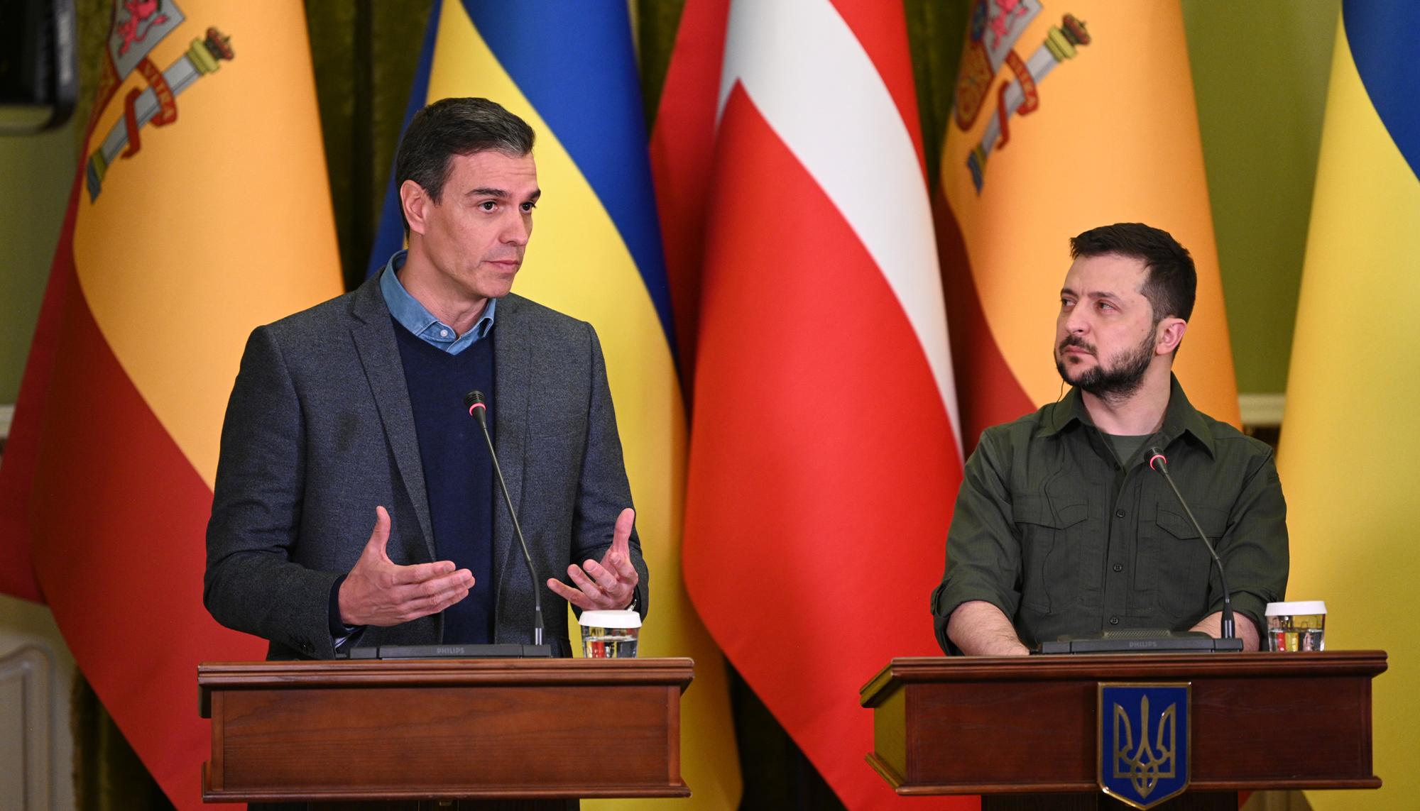 Pedro Sánchez Volodímir Zelenski - 4