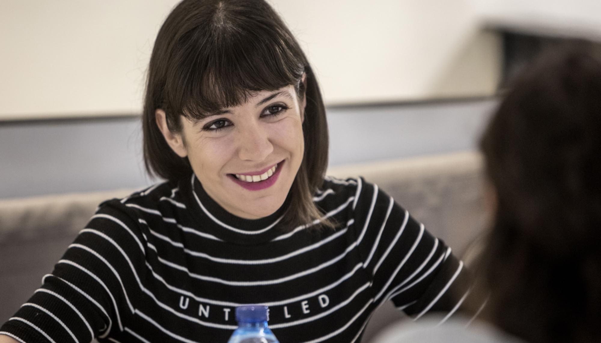 La escritora Aixa de la Cruz, durante la entrevista