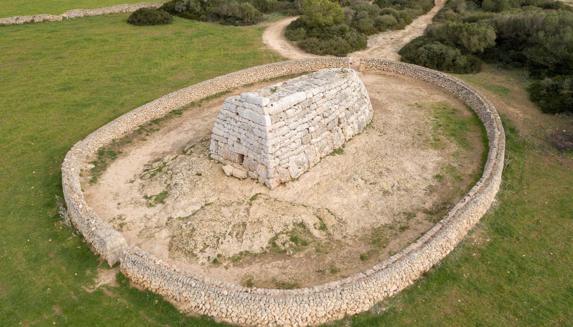 Sa Naveta des Tudons, Menorca