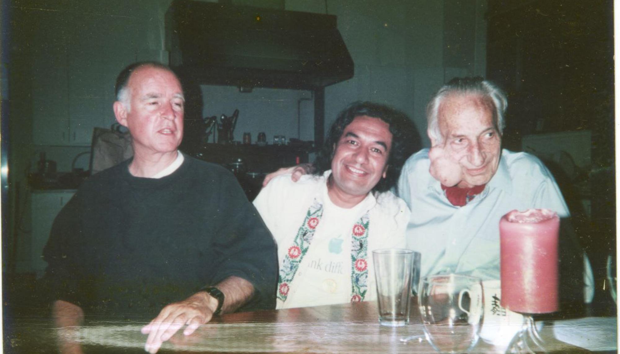 Jerry Brown, Braulio Hornedo e Iván Illich