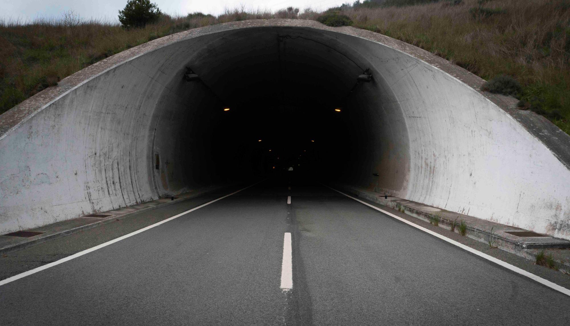 Pamplona Iruñea vacía por el confinamiento a causa del Coronavirus - 19