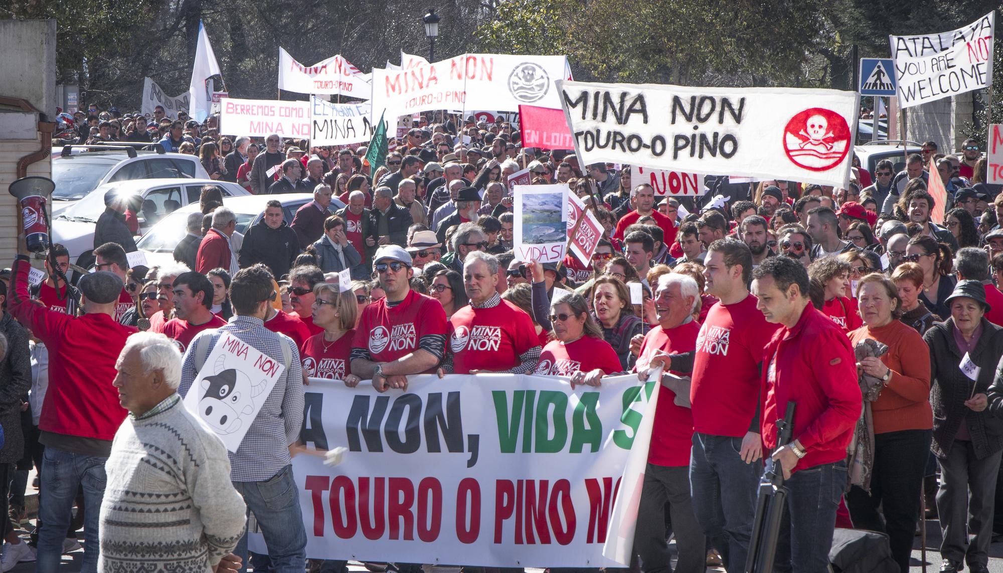 Touro manifestación opinión