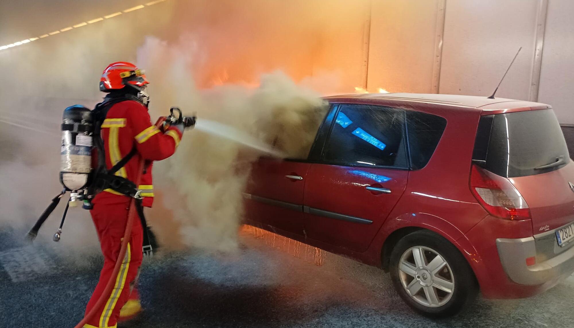 Bomberos emergencias M-30  1