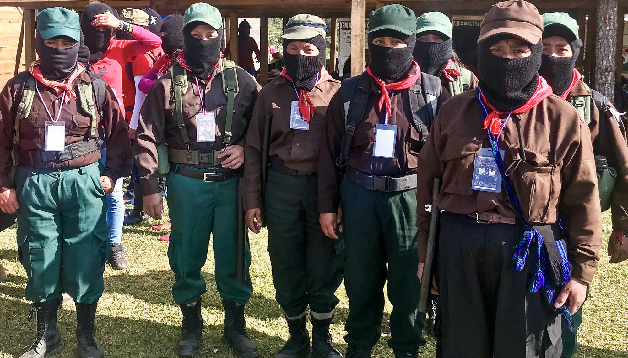 Mujeres zapatistas