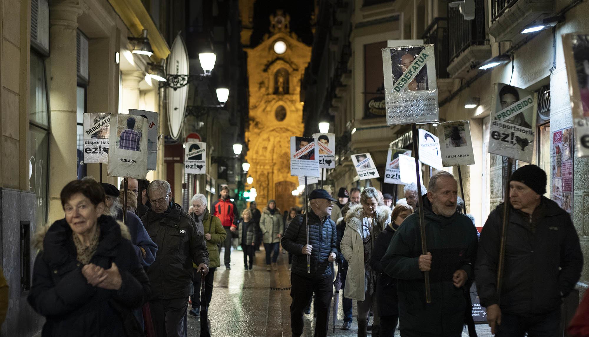 Movimiento contra la dispersión de presos de ETA. - 2