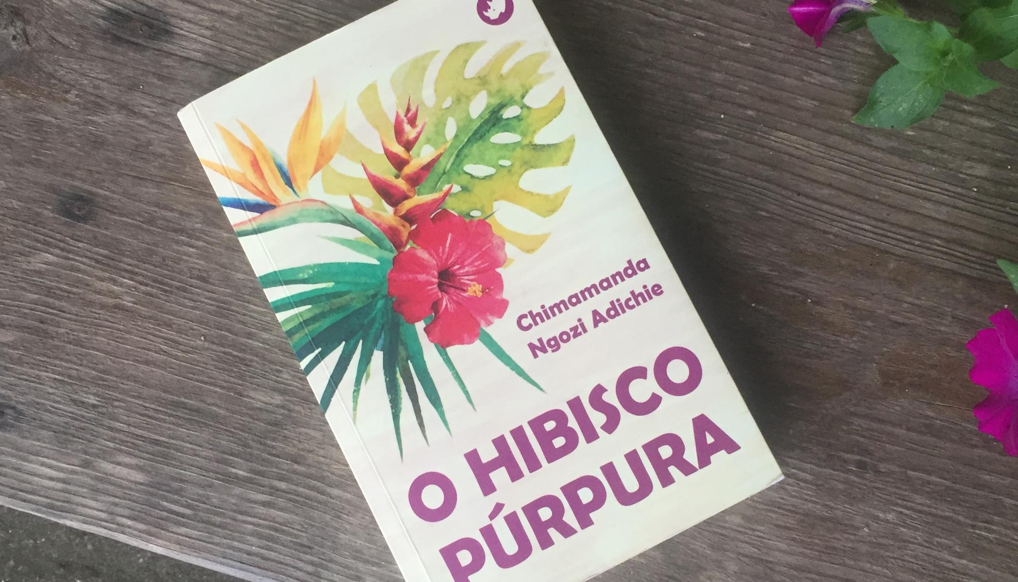 O hibisco púrpura Rinoceronte