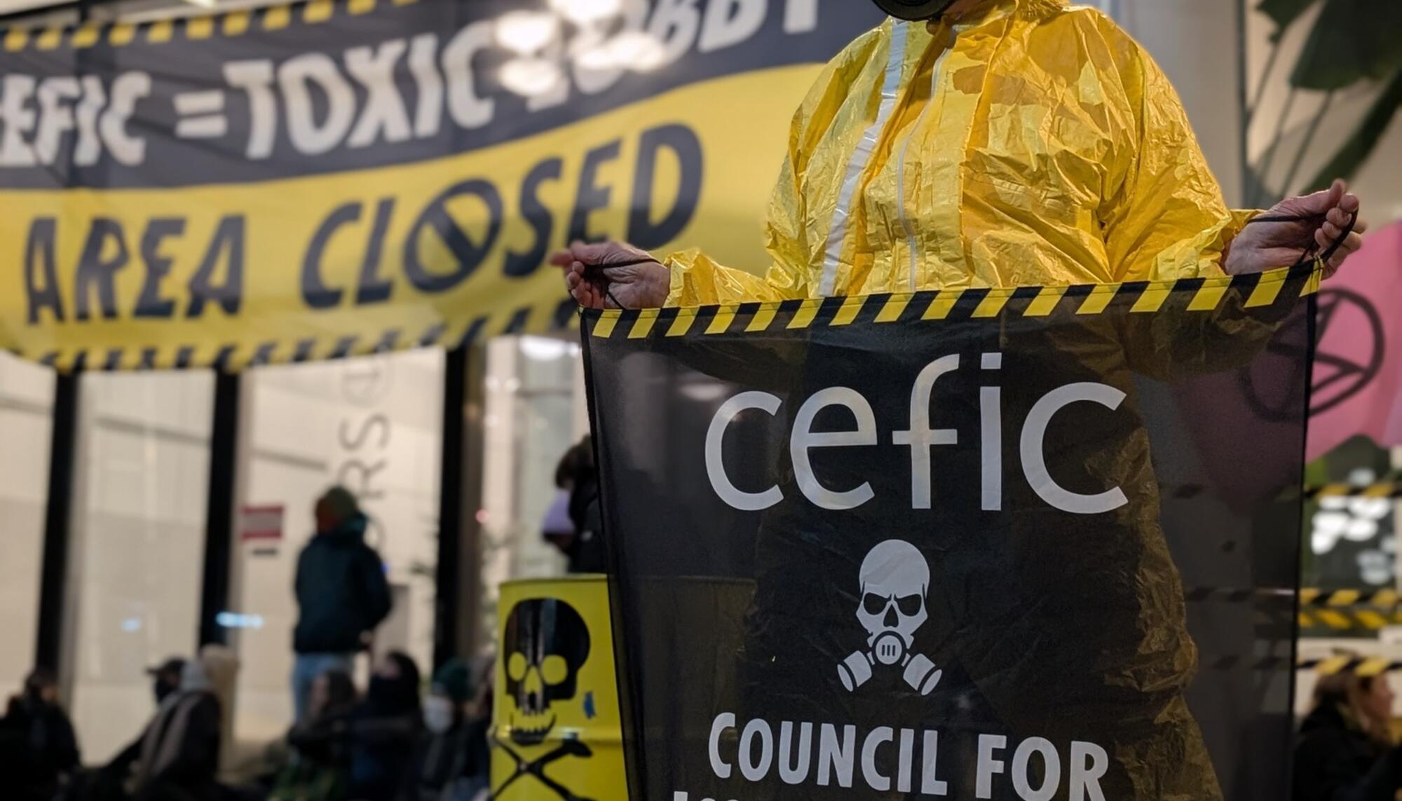 Acción directa contra el lobby CEFIC en Bruselas