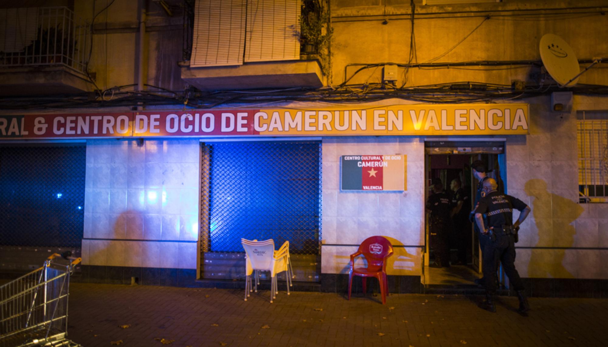 Operativo policial en el Centro de Ocio de Camerún en Valencia en agosto de 2017