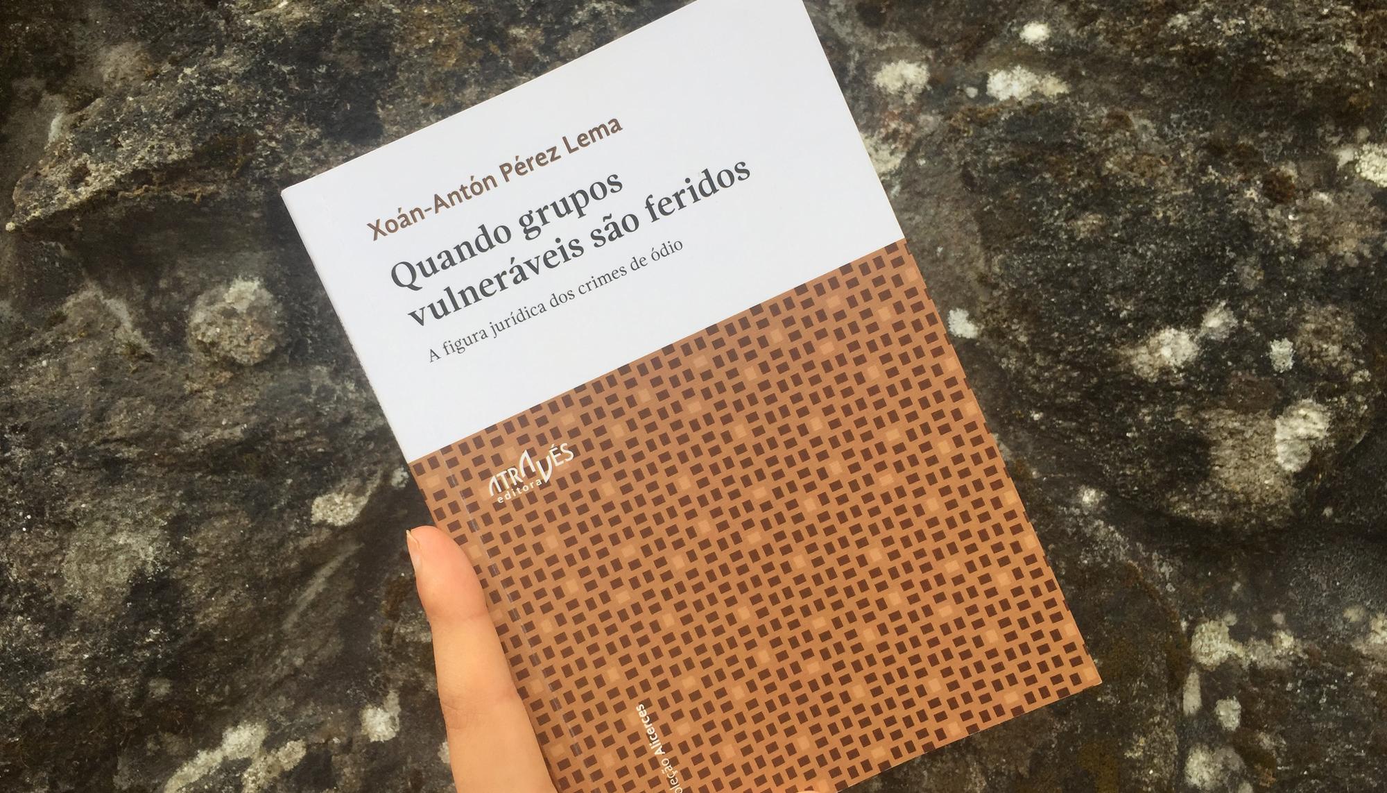 Libro Quando os grupos... Através Editora