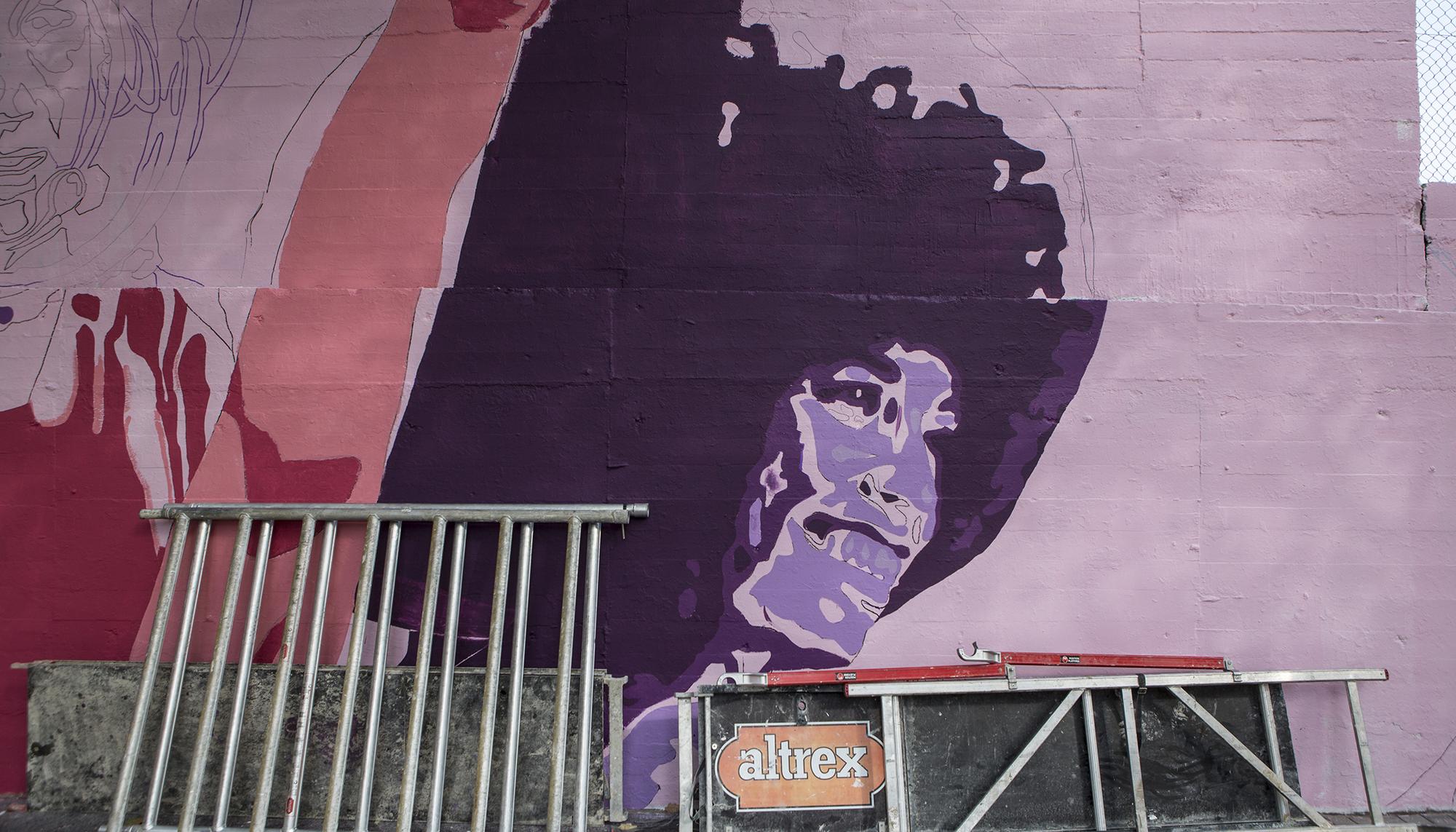 Reconstrucción del mural feminista de La Concepción en Ciudad Lineal, Madrid - 1