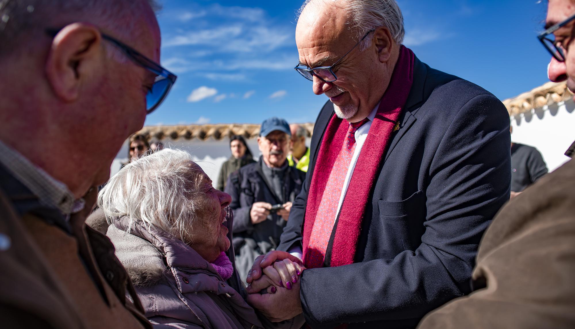 Manzanares entrega de restos - 9