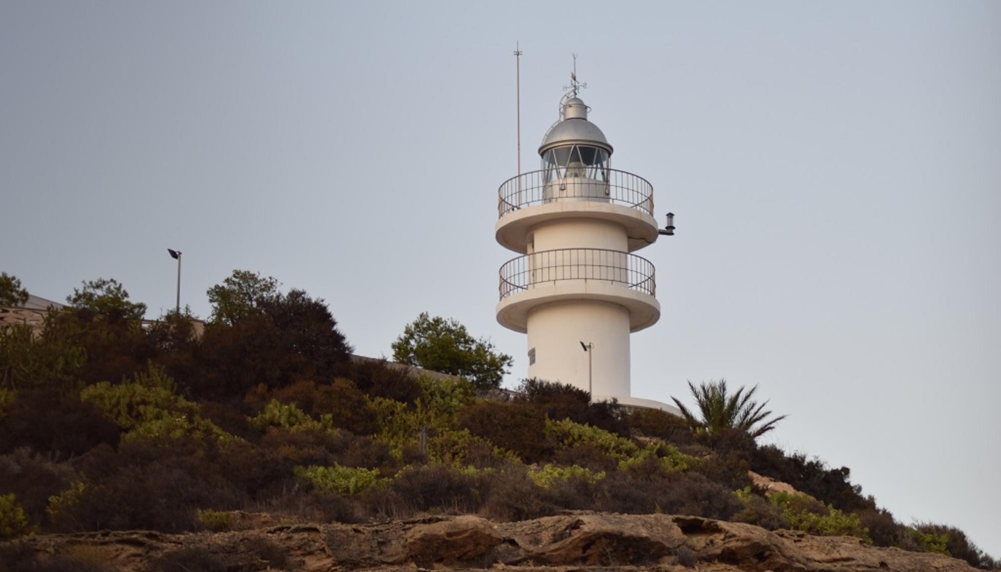 faro cabo huertas 2