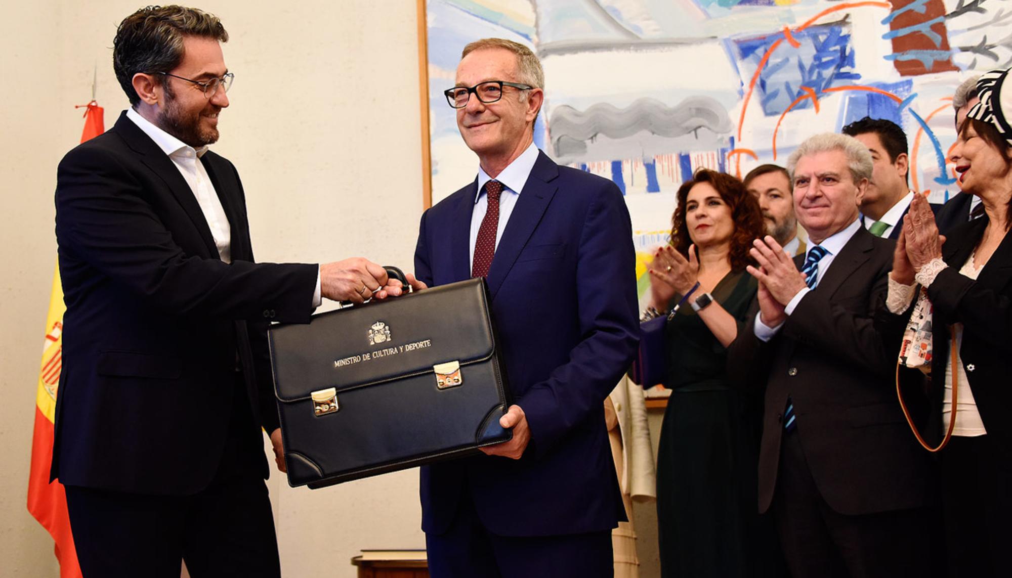 Màxim Huerta, siete días después de ser nombrado, cede la cartera de ministro de Cultura y Deporte a José Guirao