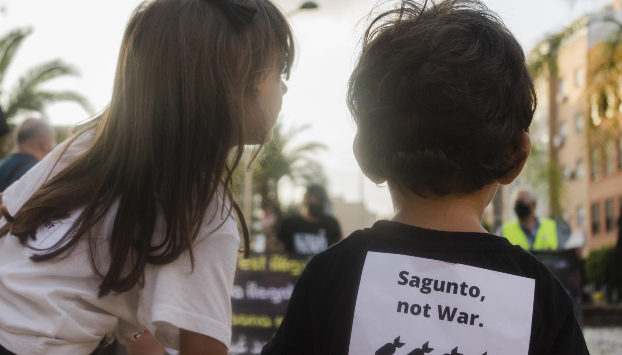 manifestacion sagunto valencia antimilitarista